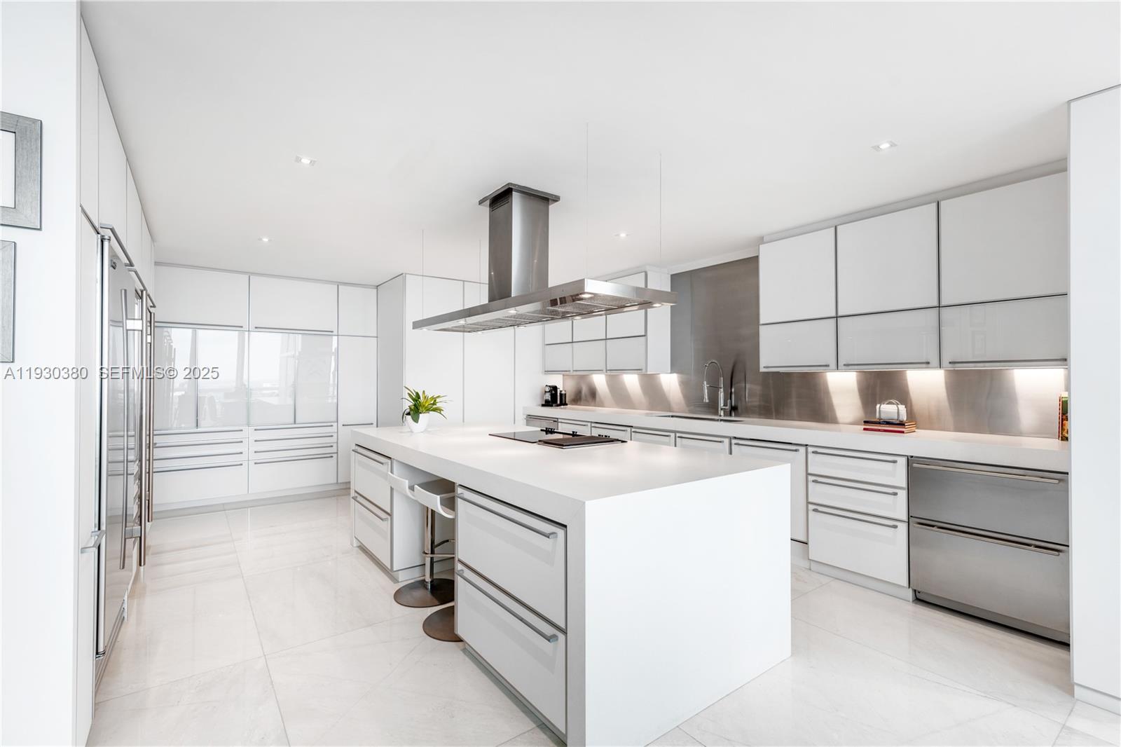 1643 Brickell #PH 4901 Dock, Miami FL 33129