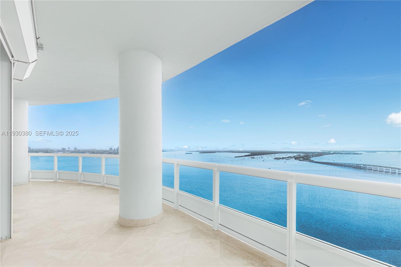 1643 Brickell #PH 4901 Dock, Miami FL 33129