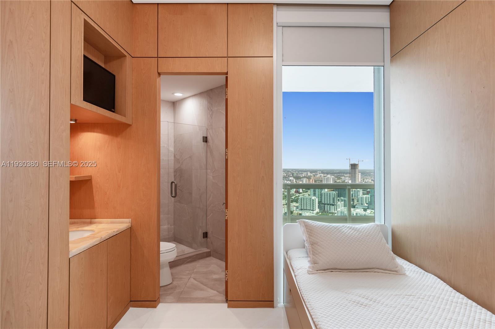 1643 Brickell #PH 4901 Dock, Miami FL 33129