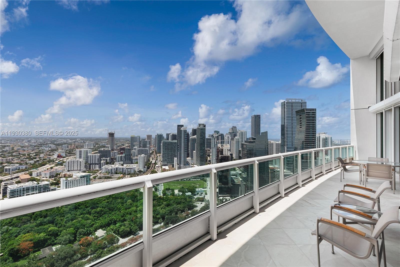 1643 Brickell #PH 4901 Dock, Miami FL 33129