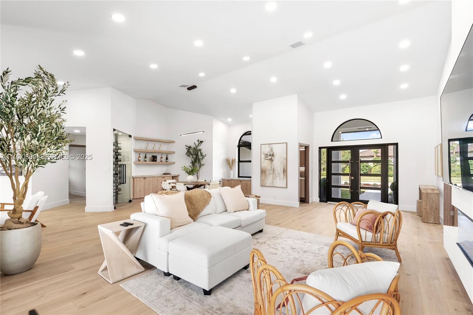 11127 Boca Woods Ln, Boca Raton FL 33428