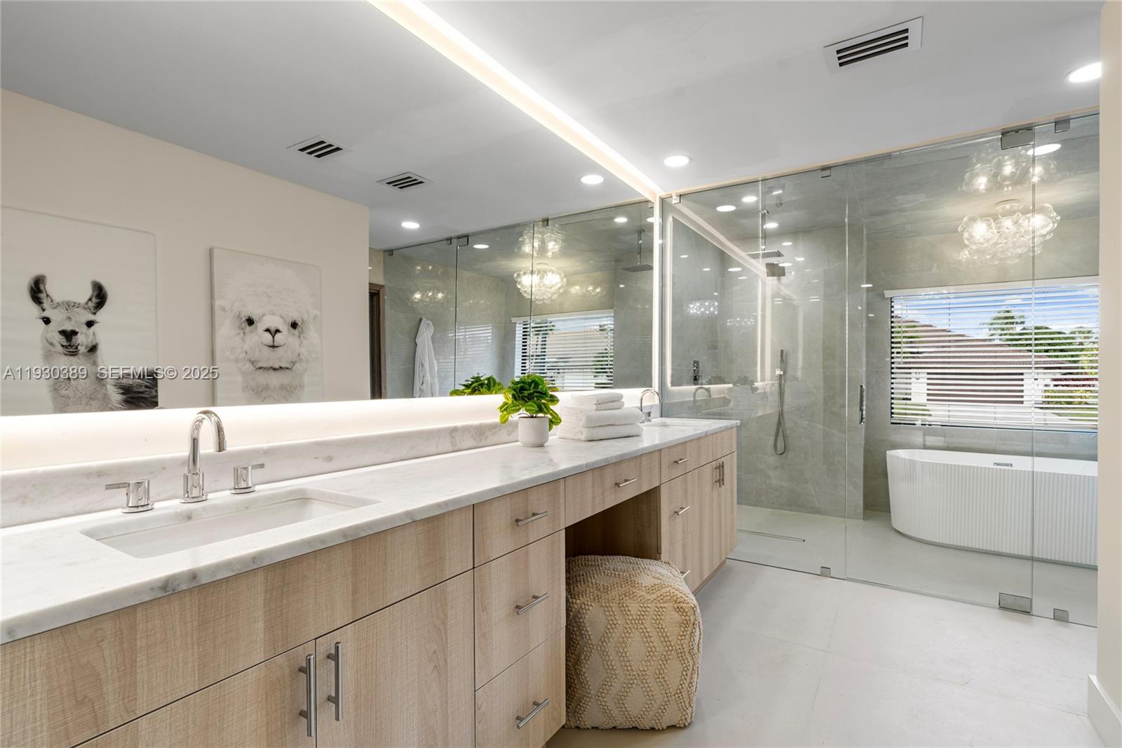 11127 Boca Woods Ln, Boca Raton FL 33428