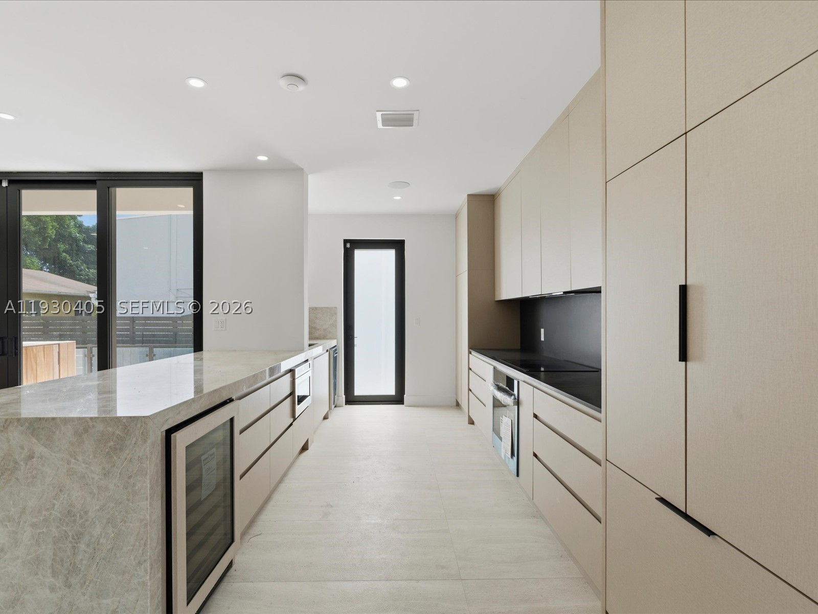 2484 SW 18th St, Miami FL 33145