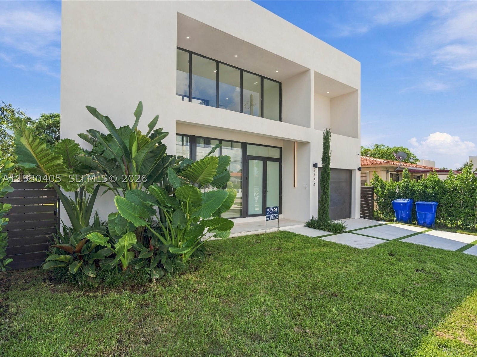 2484 SW 18th St, Miami FL 33145
