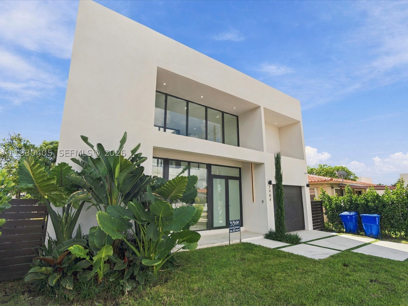 2484 SW 18th St, Miami FL 33145