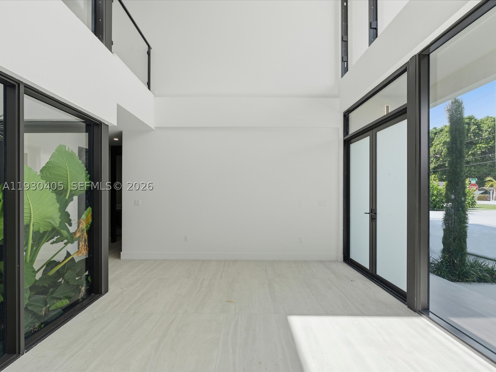 2484 SW 18th St, Miami FL 33145