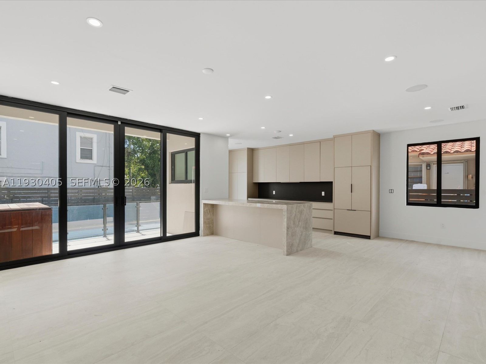 2484 SW 18th St, Miami FL 33145