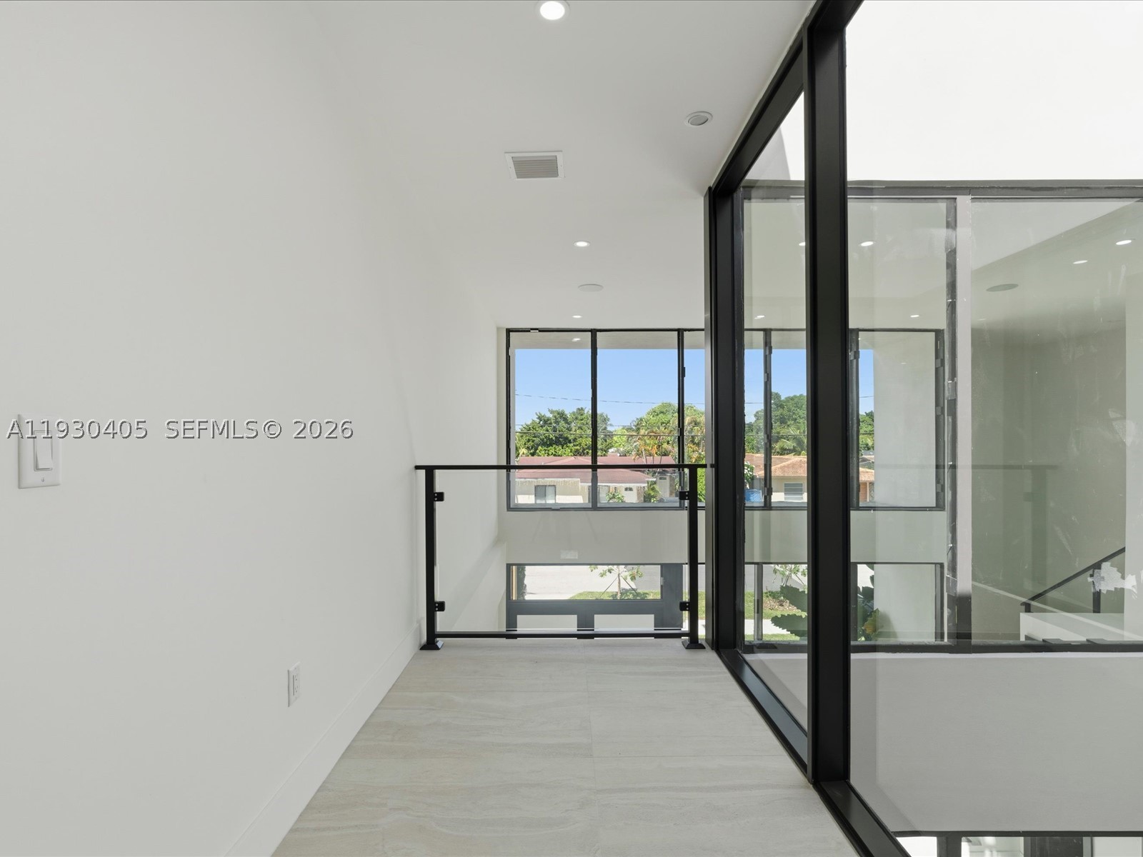 2484 SW 18th St, Miami FL 33145