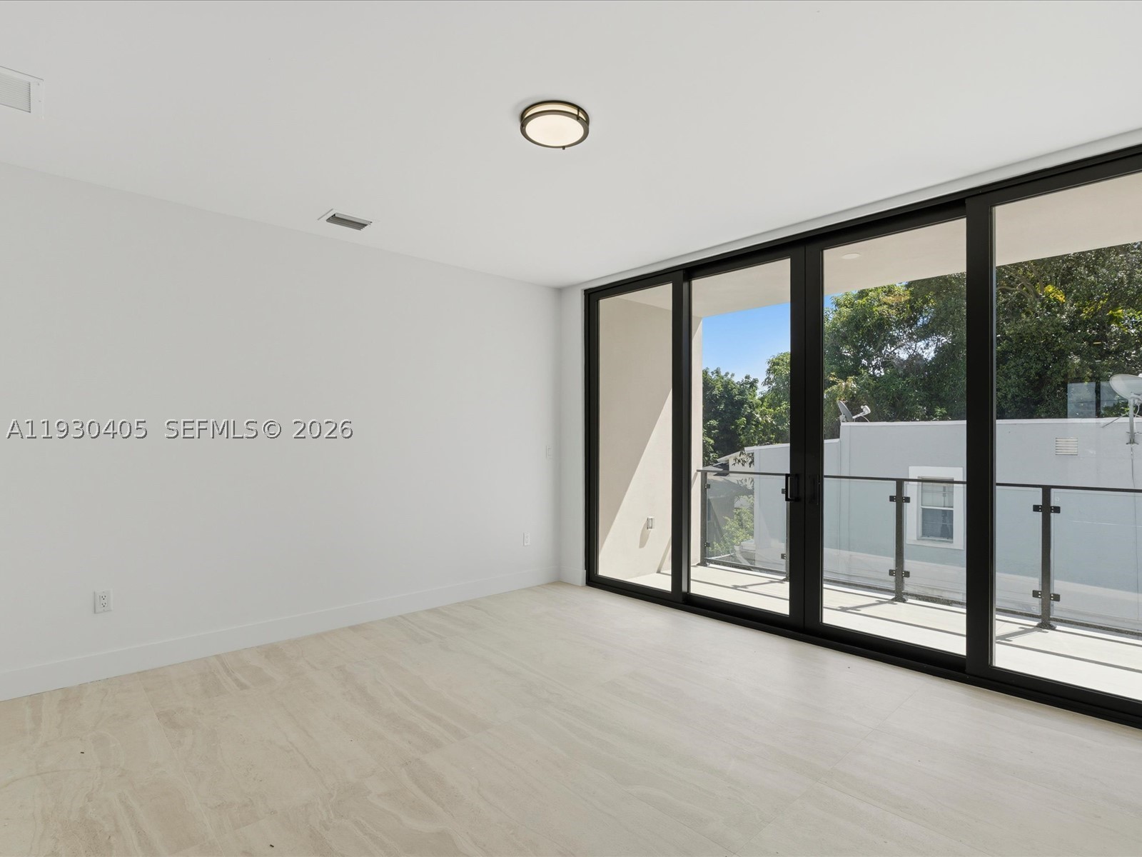 2484 SW 18th St, Miami FL 33145