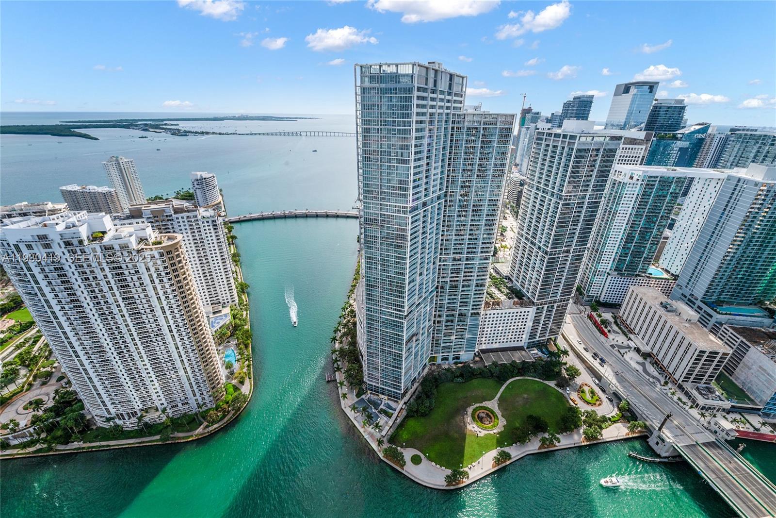 300 Biscayne Blvd Way #5104, Miami FL 33131