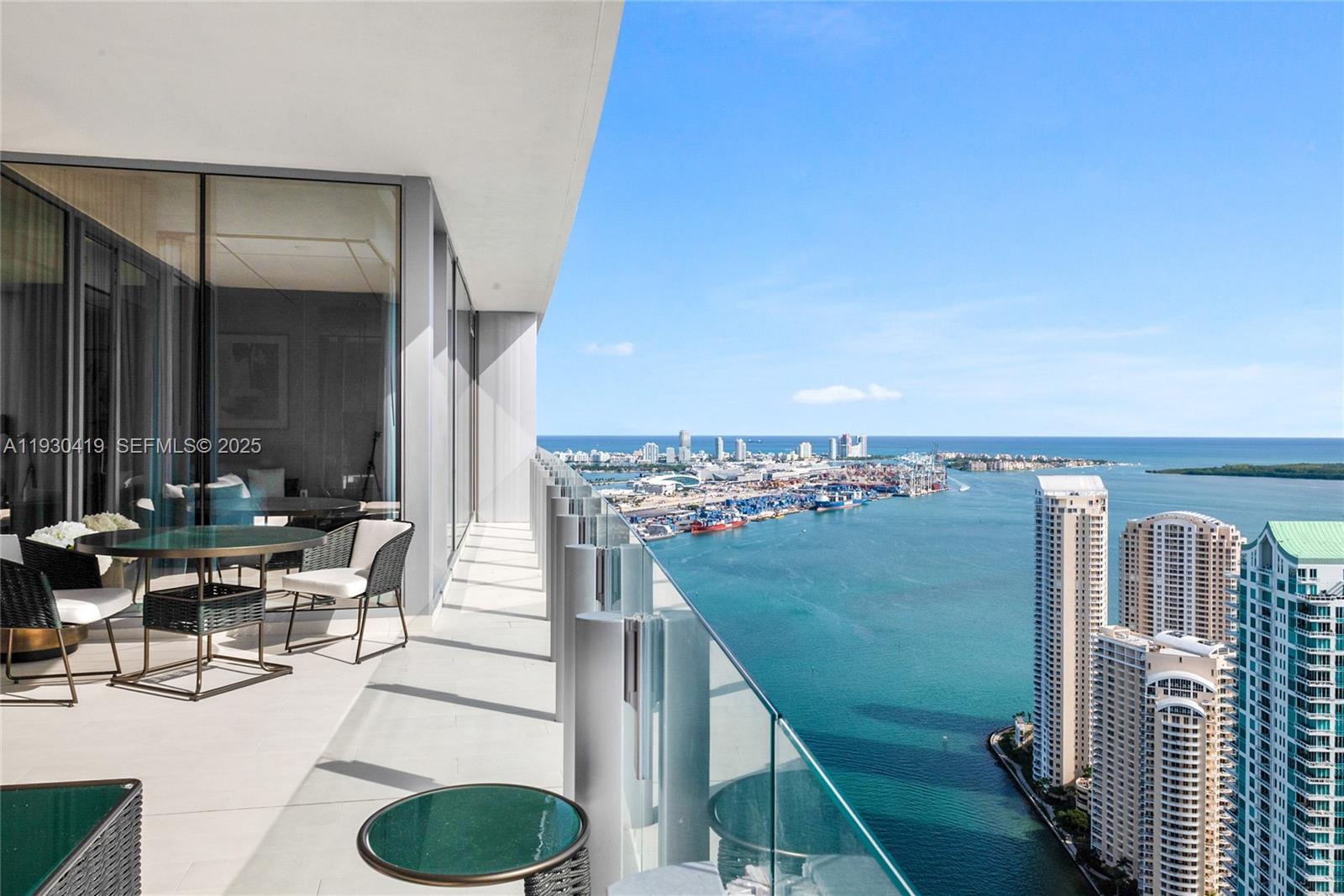 300 Biscayne Blvd Way #5104, Miami FL 33131