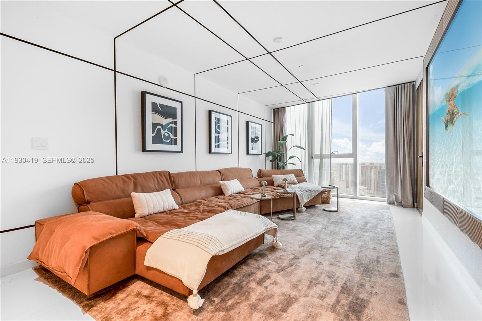 300 Biscayne Blvd Way #5104, Miami FL 33131