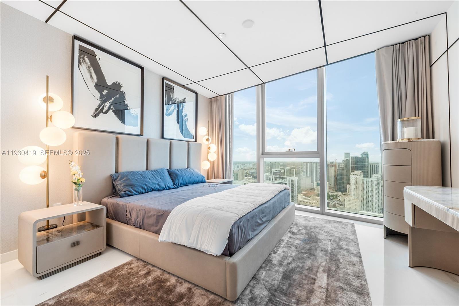 300 Biscayne Blvd Way #5104, Miami FL 33131