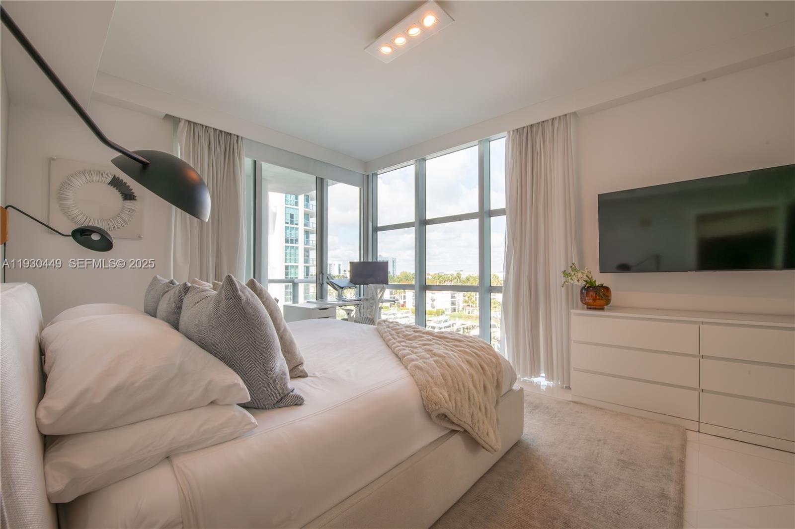 3131 NE 188th St #2-605, Aventura FL 33180