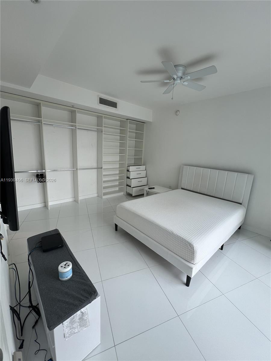 Miami FL 33130 - A11930456