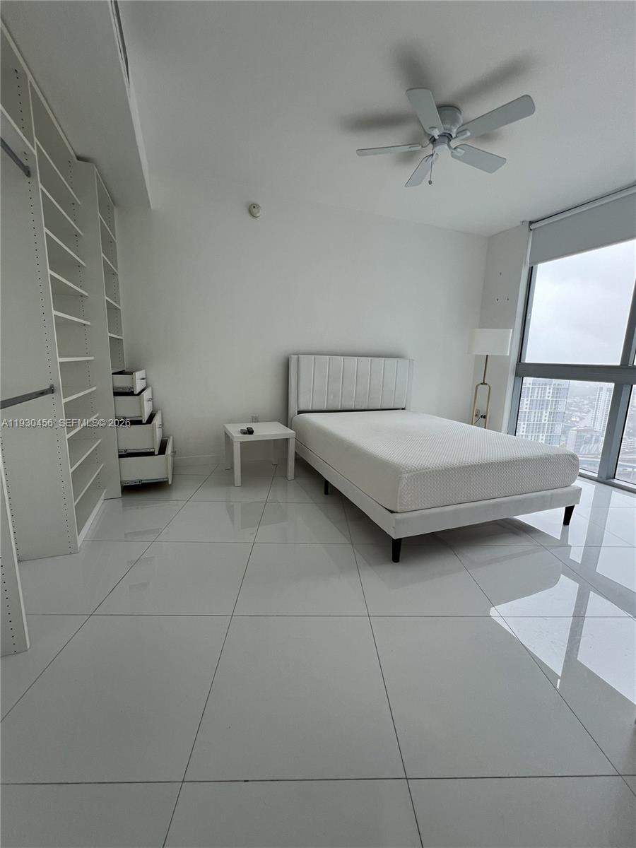 Miami FL 33130 - A11930456
