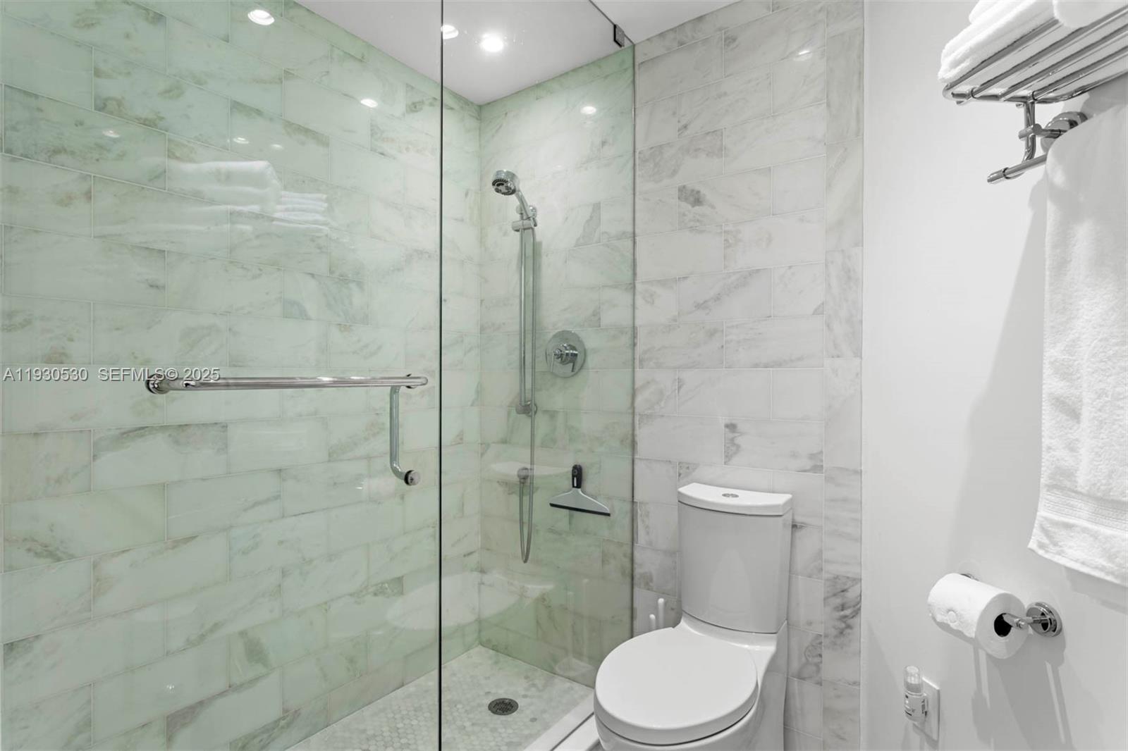 888 Brickell Key Dr #2606, Miami FL 33131