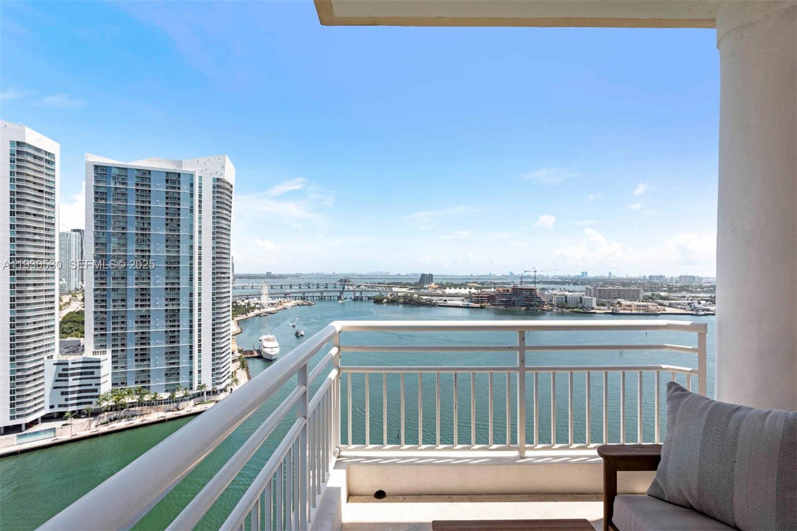 888 Brickell Key Dr #2606, Miami FL 33131