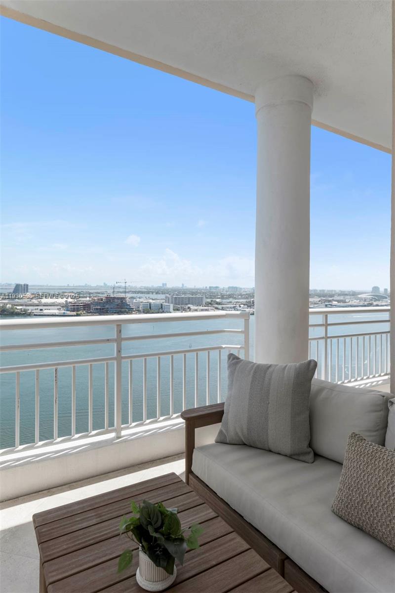 888 Brickell Key Dr #2606, Miami FL 33131
