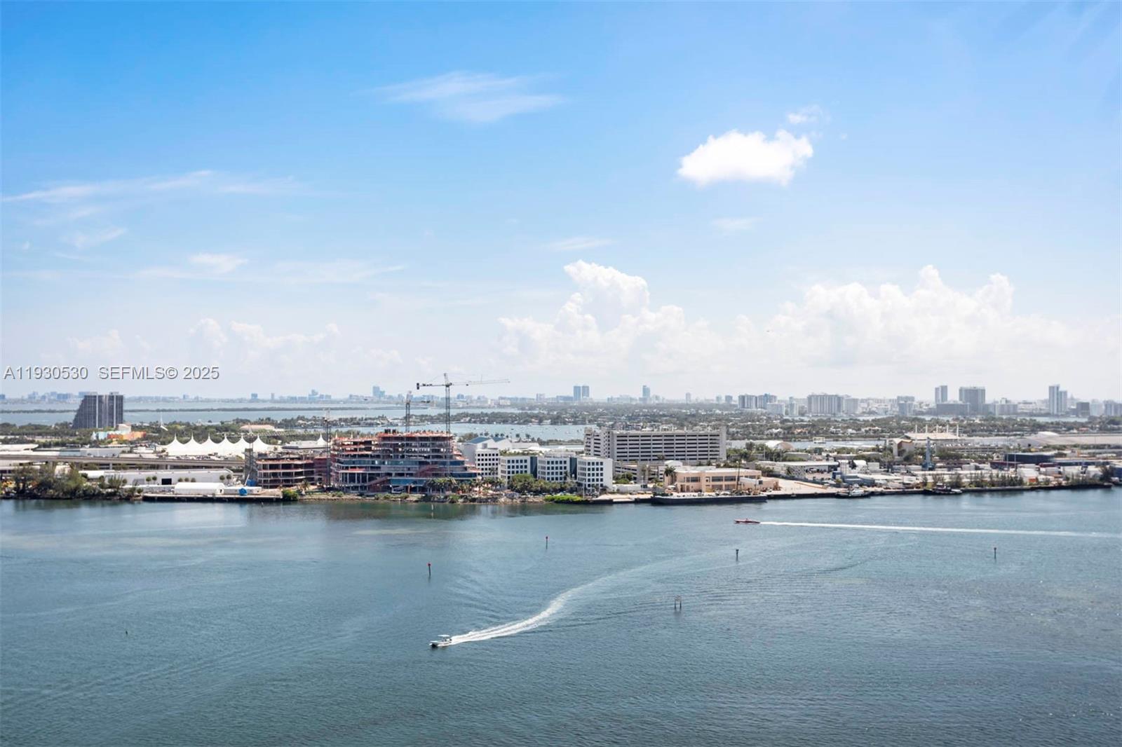 888 Brickell Key Dr #2606, Miami FL 33131