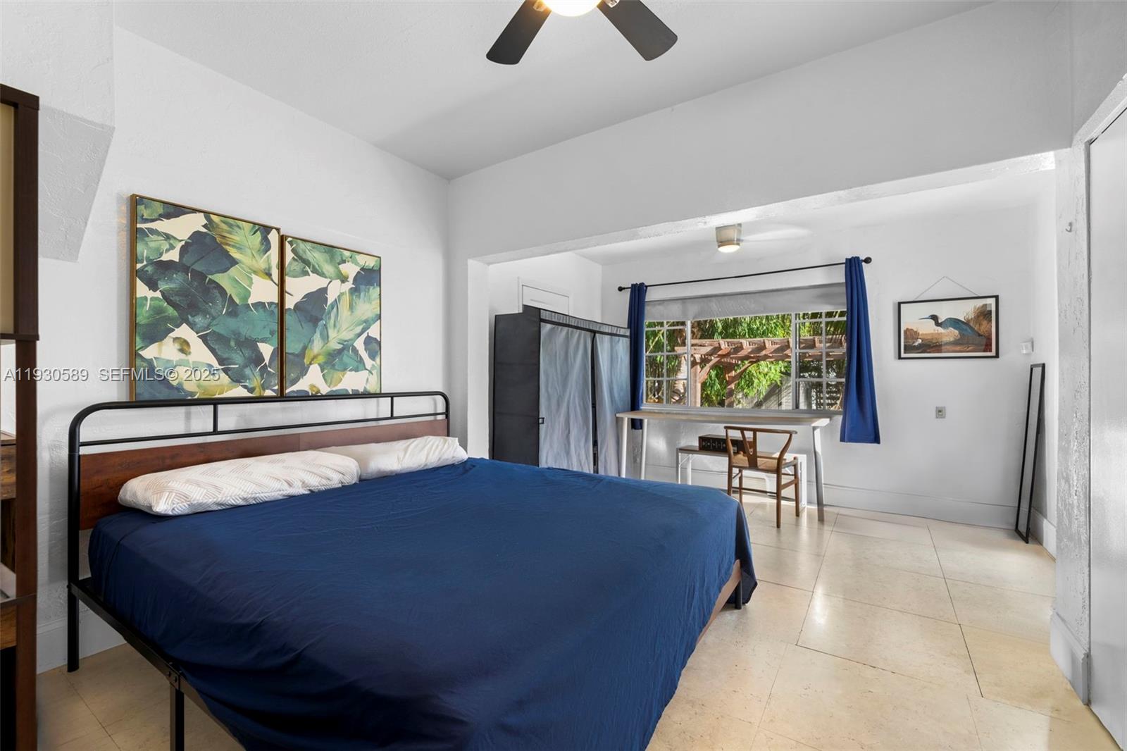 555 NE 73rd St, Miami FL 33138