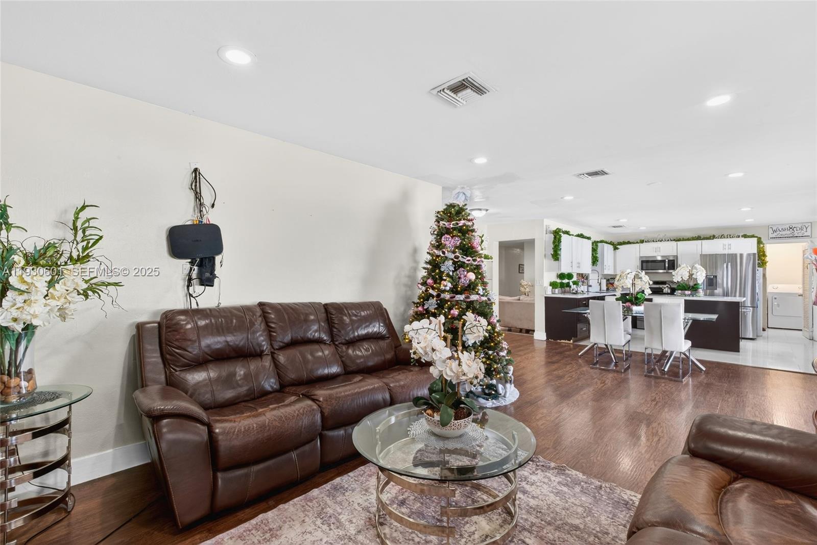 2901 NW 185th St, Miami Gardens FL 33056