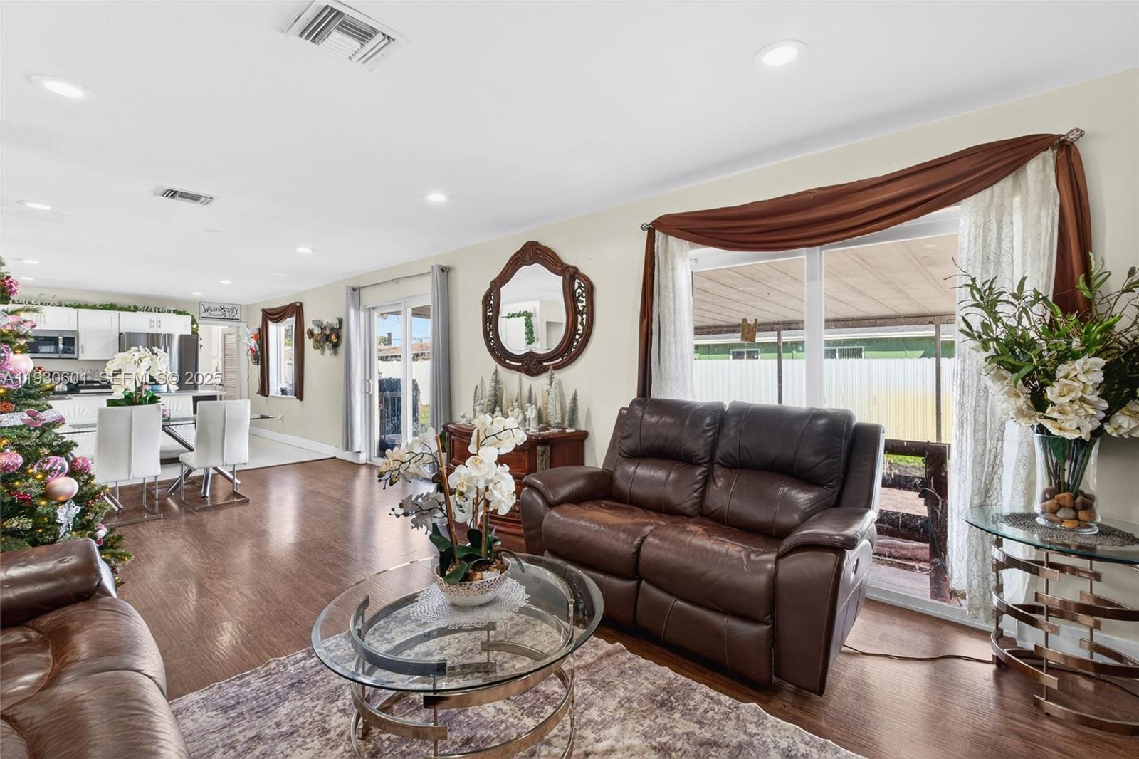 2901 NW 185th St, Miami Gardens FL 33056