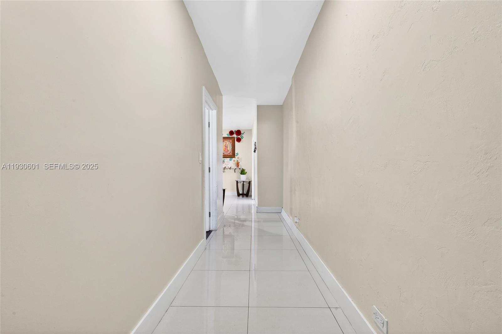 2901 NW 185th St, Miami Gardens FL 33056