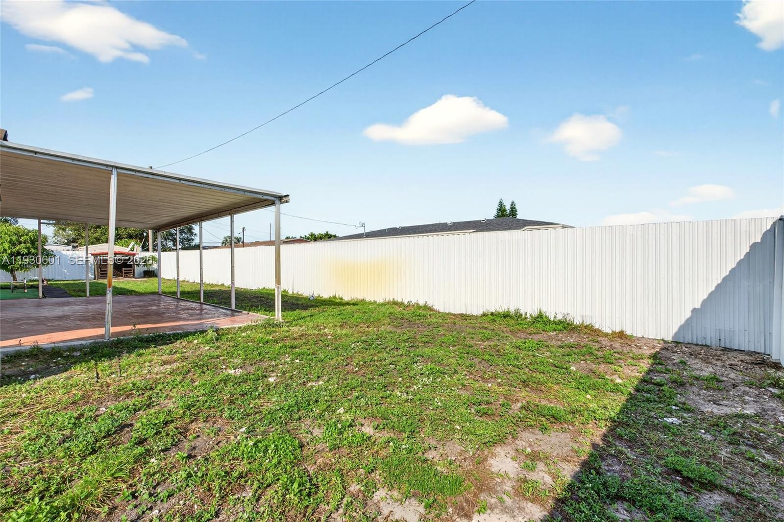 2901 NW 185th St, Miami Gardens FL 33056