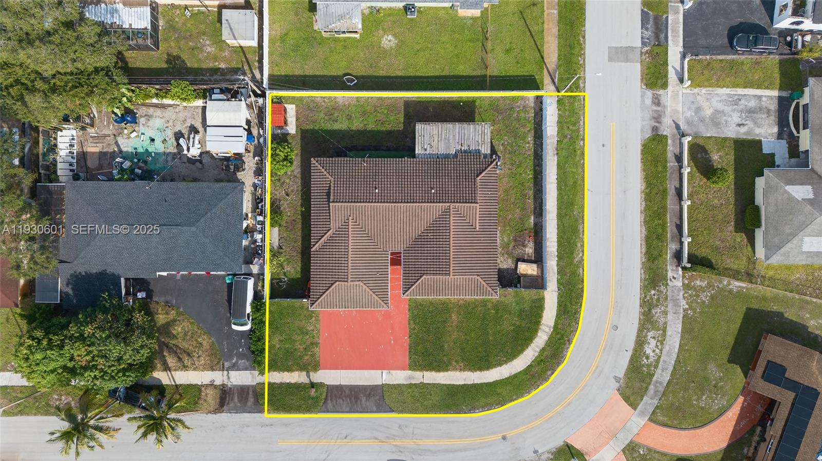 2901 NW 185th St, Miami Gardens FL 33056