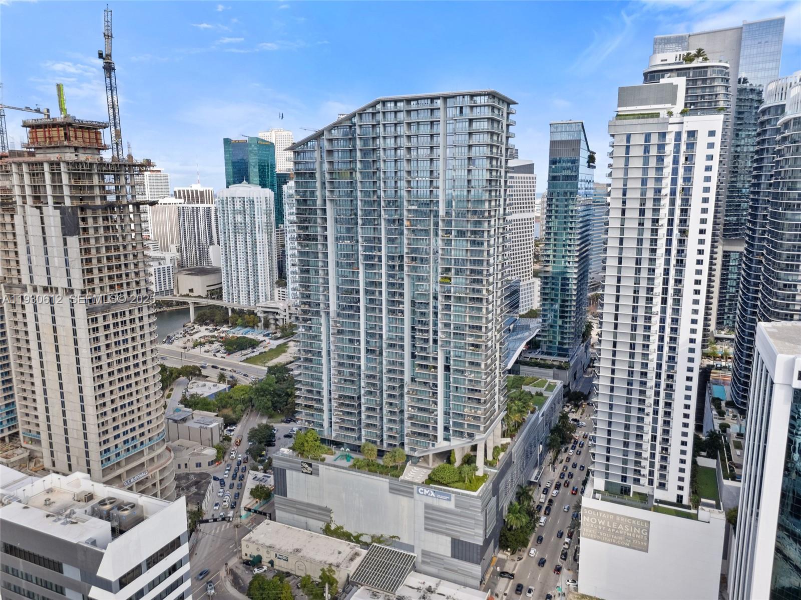 88 SW 7th St #3212, Miami FL 33130