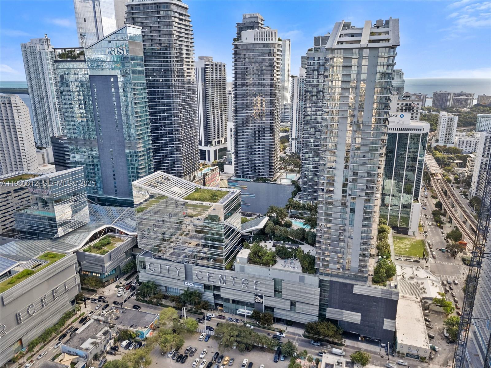 88 SW 7th St #3212, Miami FL 33130