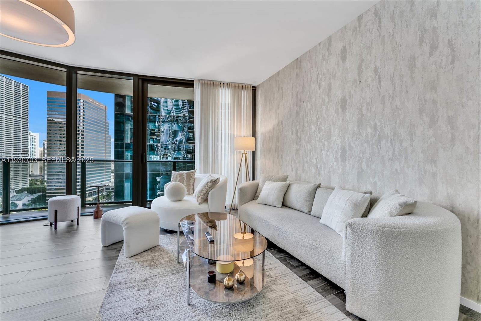 801 S Miami Ave #1805, Miami FL 33130