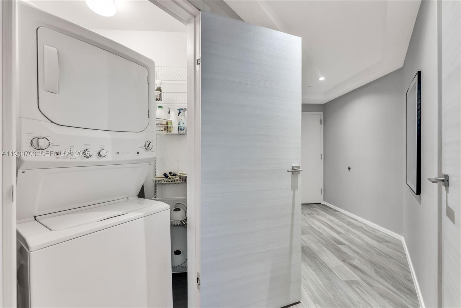 801 S Miami Ave #1805, Miami FL 33130