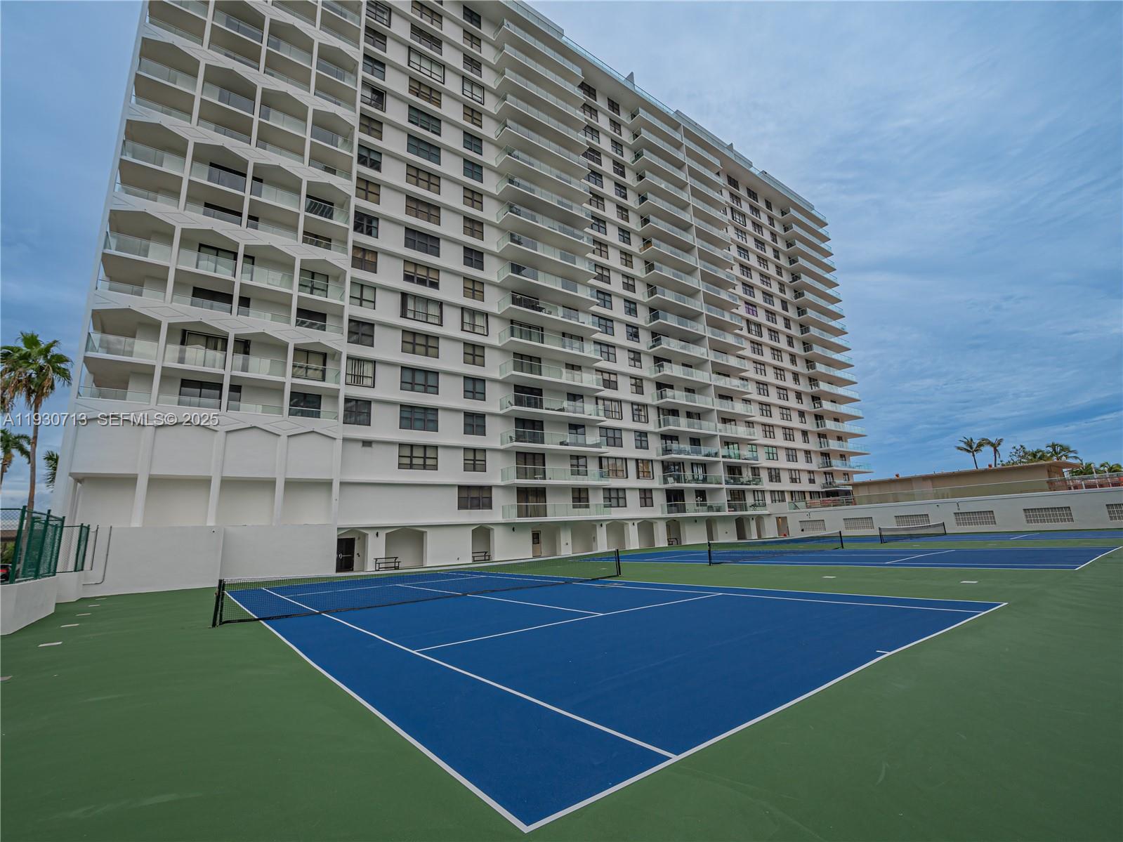 9801 Collins Ave #3Y, Bal Harbour FL 33154