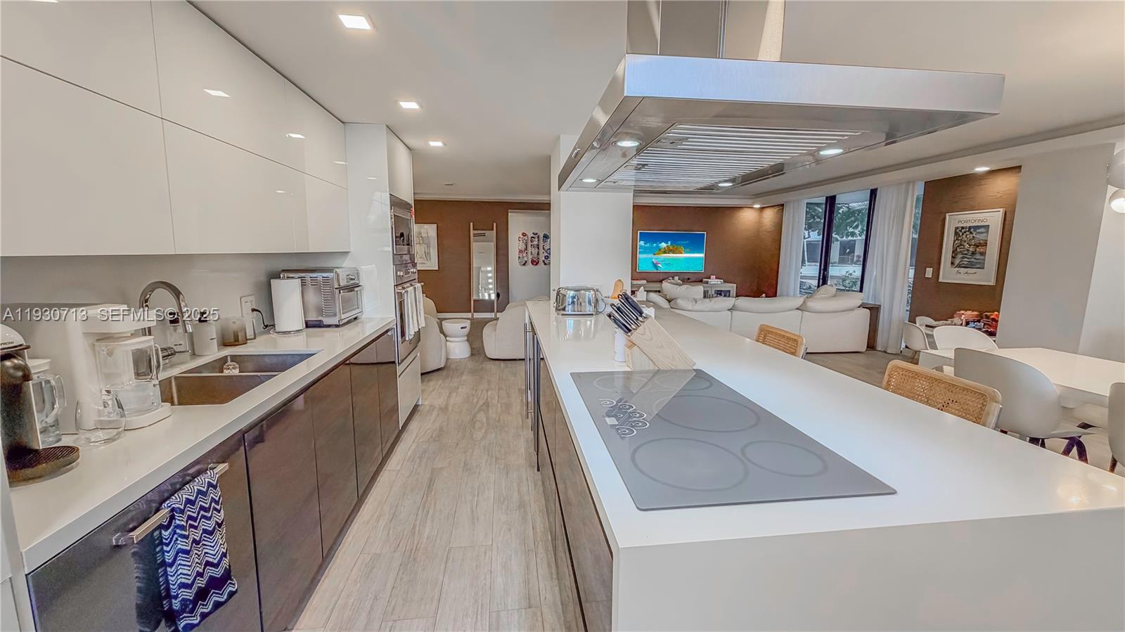 9801 Collins Ave #3Y, Bal Harbour FL 33154