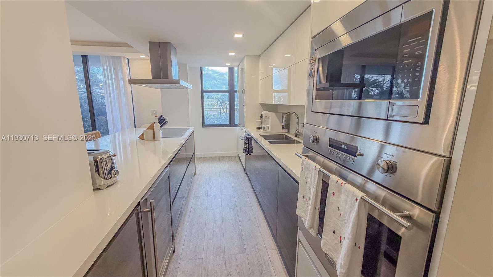 9801 Collins Ave #3Y, Bal Harbour FL 33154