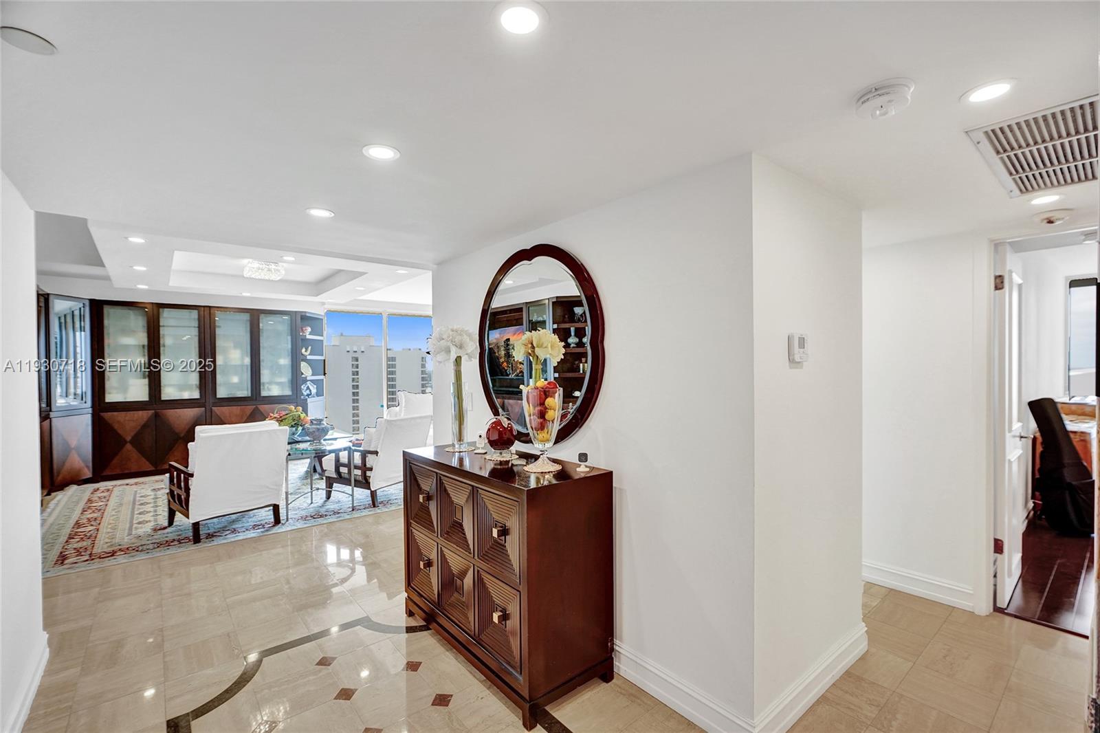 19355 Turnberry Way #26E, Aventura FL 33180