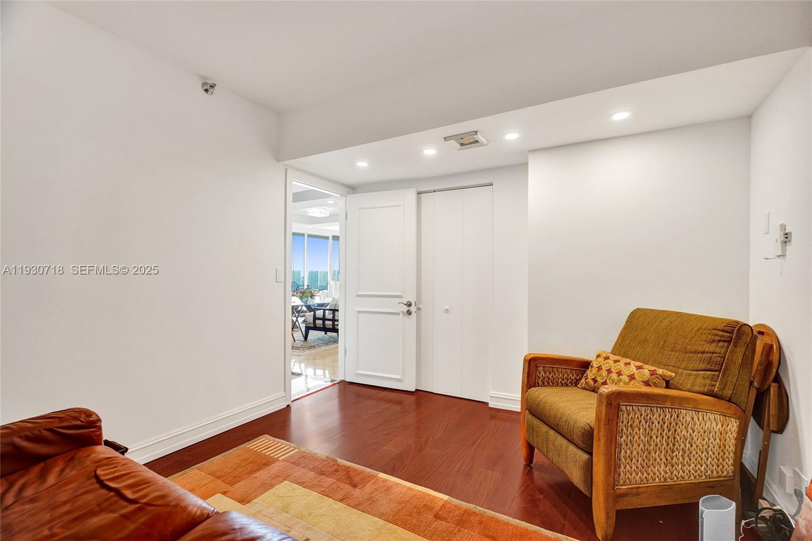 19355 Turnberry Way #26E, Aventura FL 33180