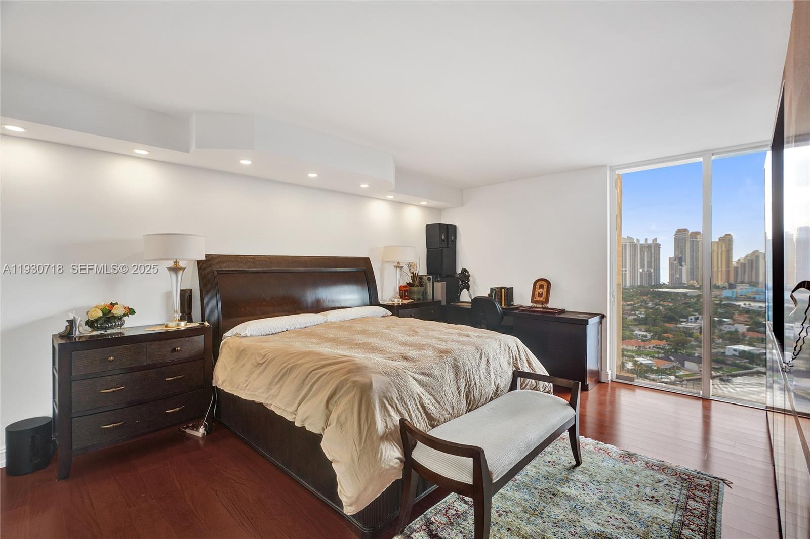 19355 Turnberry Way #26E, Aventura FL 33180