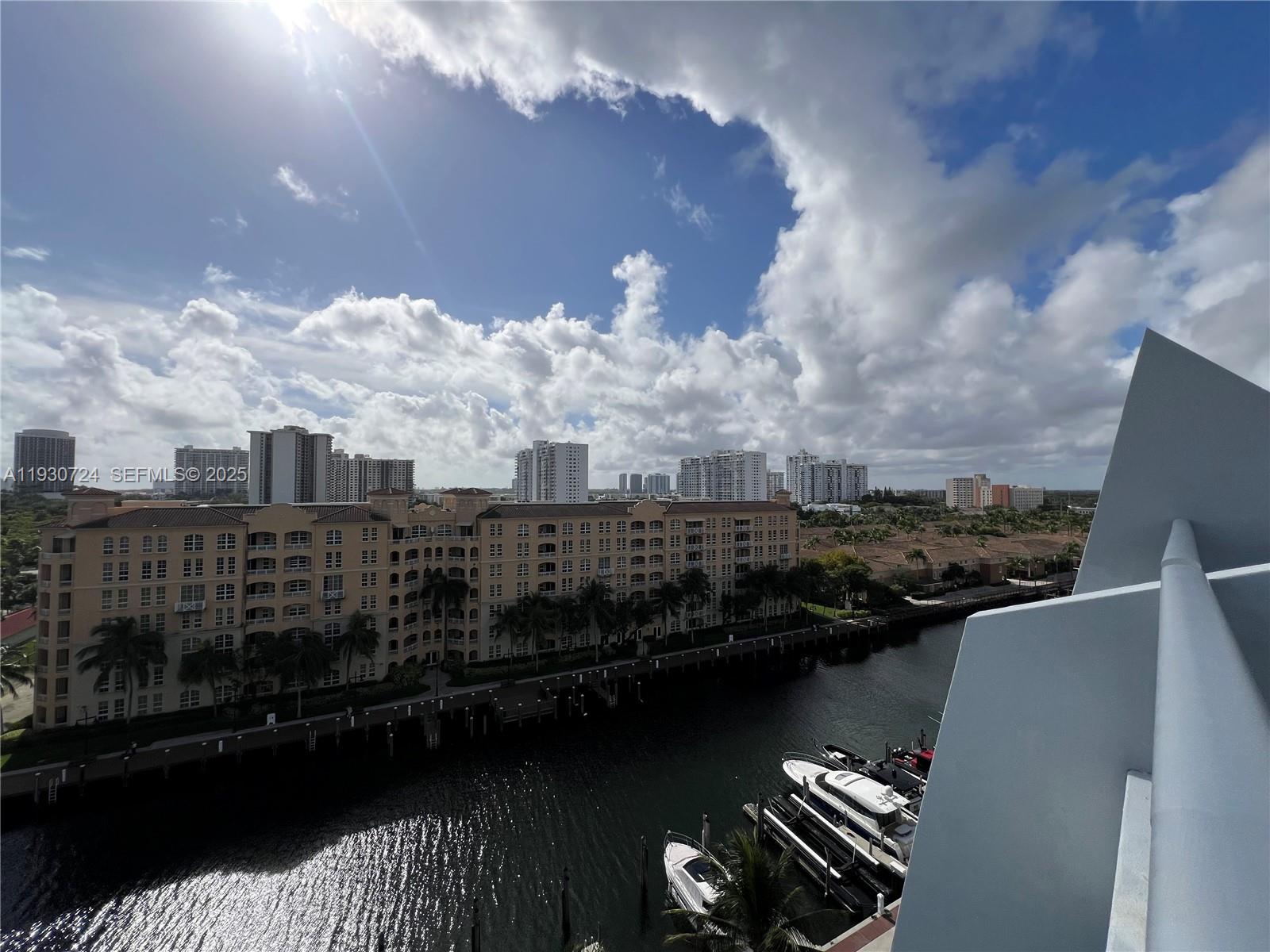 2950 NE 188th St #531, Aventura FL 33180