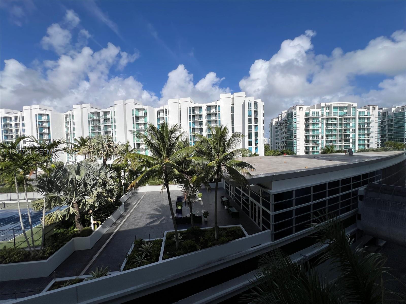 2950 NE 188th St #531, Aventura FL 33180