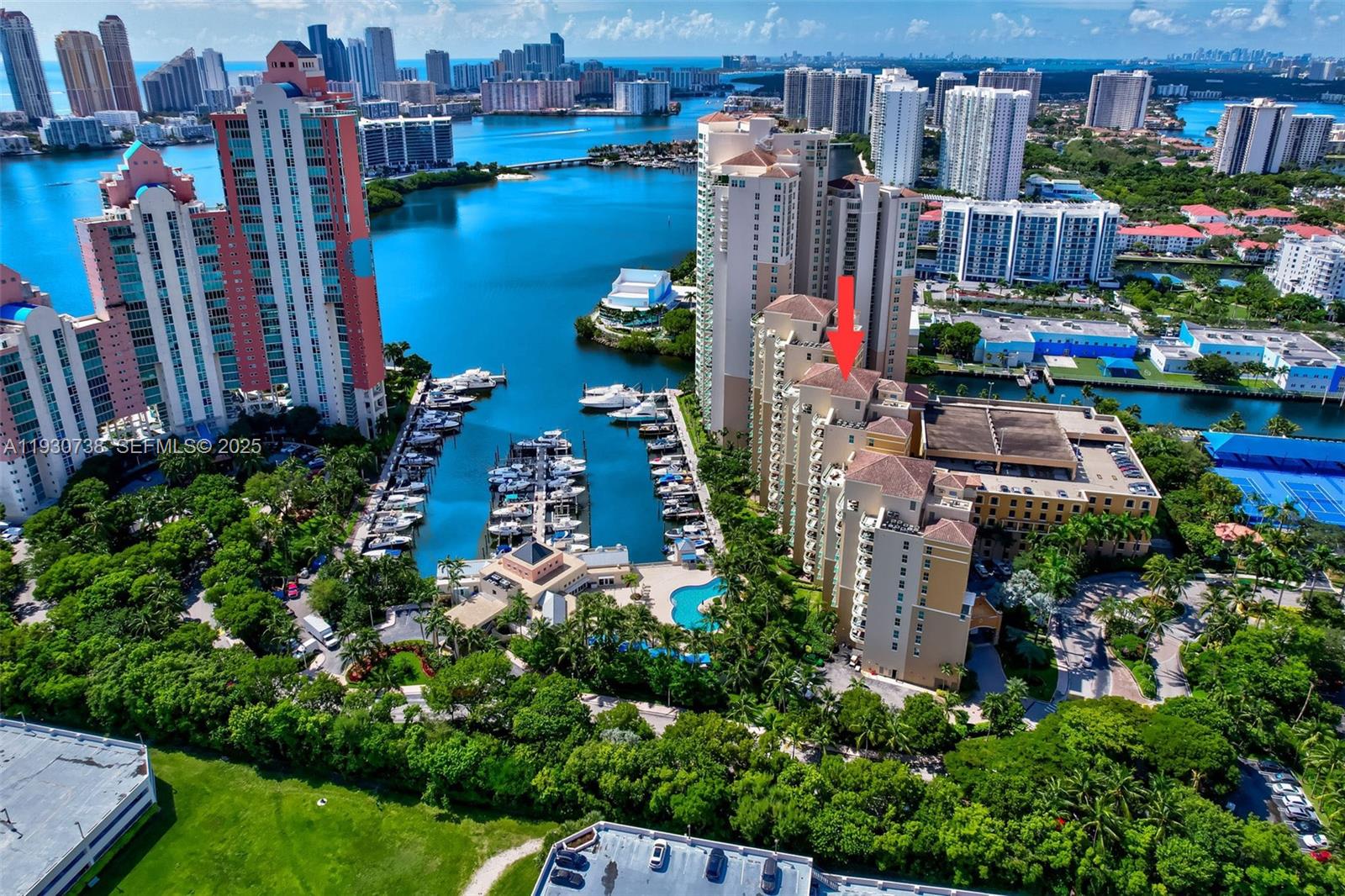 3340 NE 190th St #1101, Aventura FL 33180