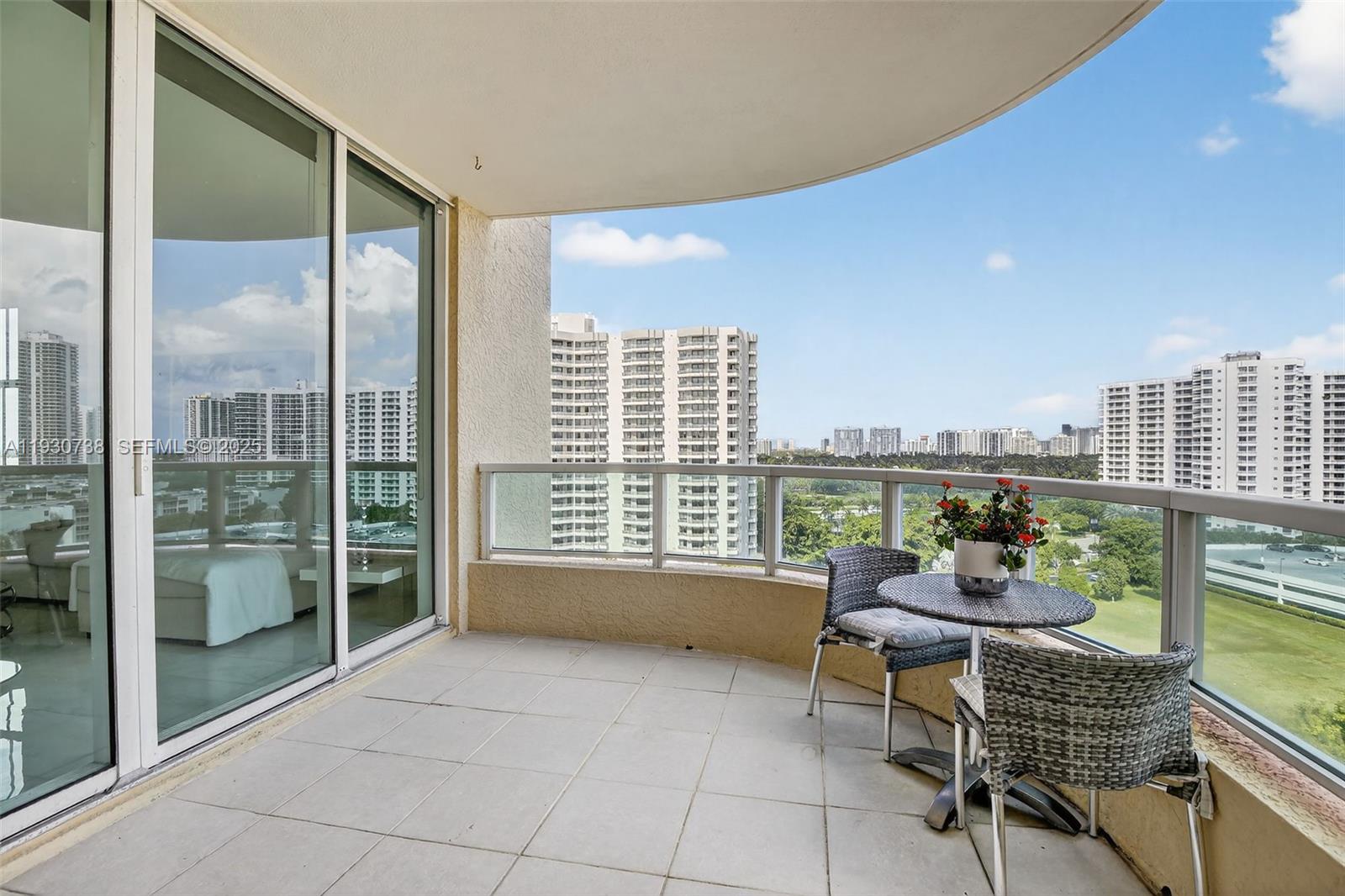 3340 NE 190th St #1101, Aventura FL 33180