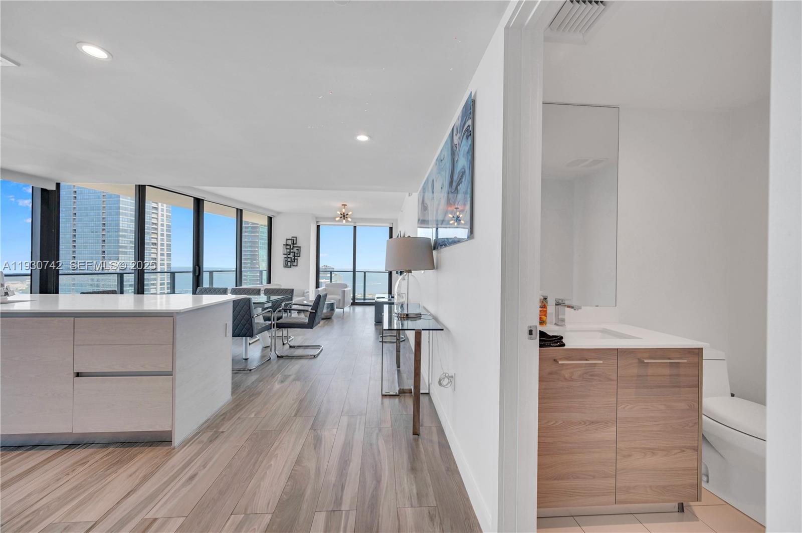 1300 S Miami Ave #4805, Miami FL 33130