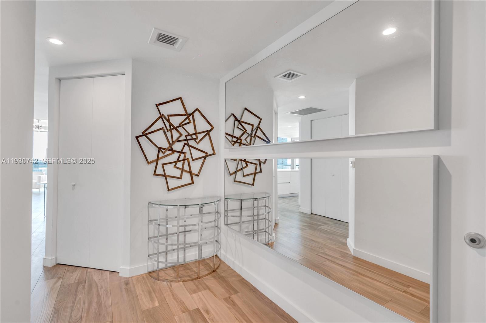 1300 S Miami Ave #4805, Miami FL 33130