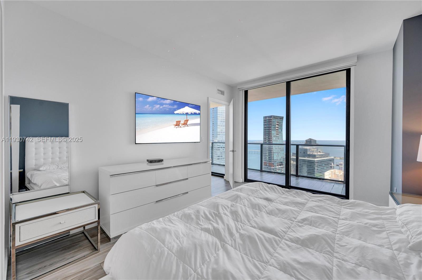 1300 S Miami Ave #4805, Miami FL 33130
