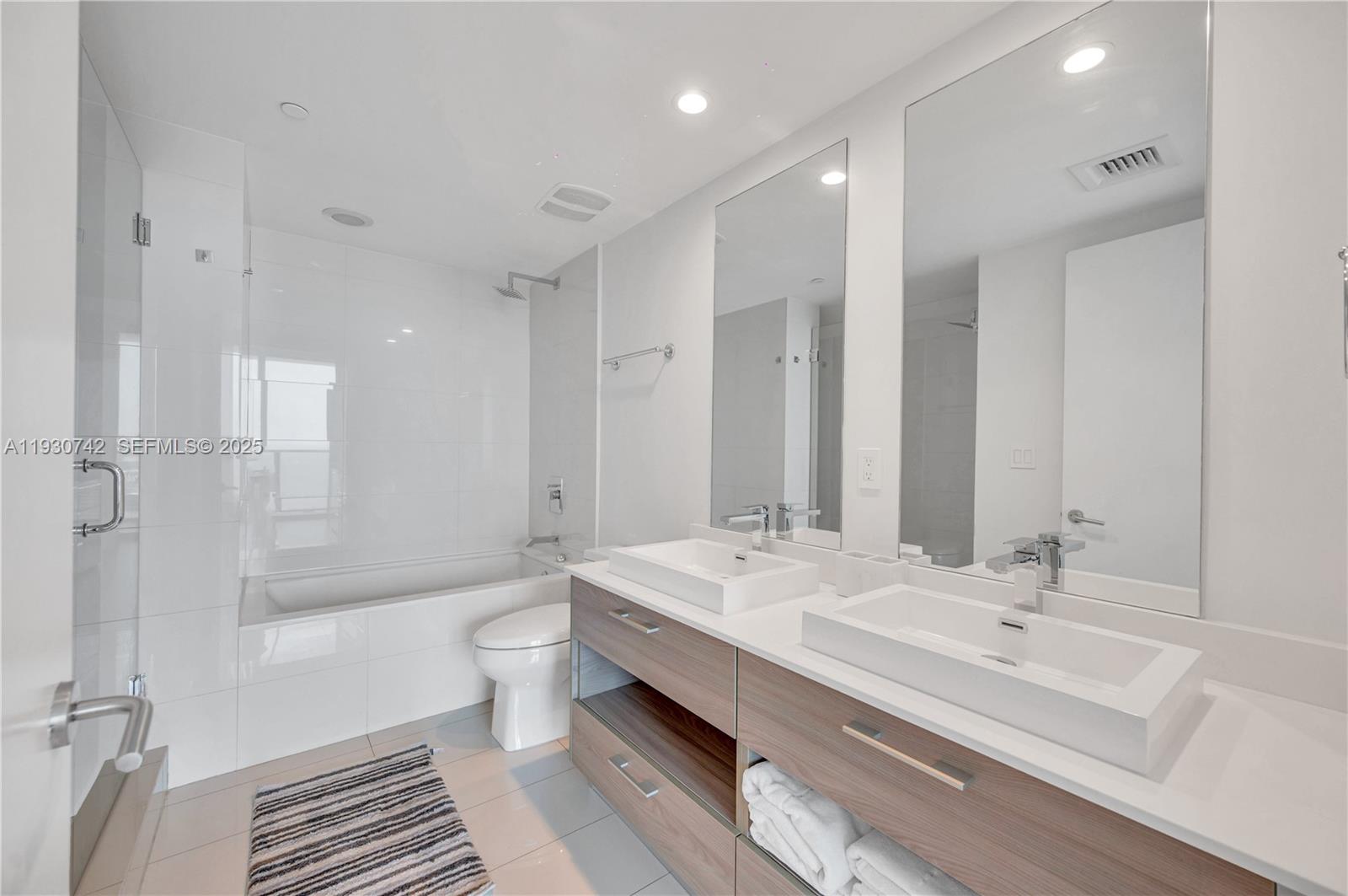 1300 S Miami Ave #4805, Miami FL 33130