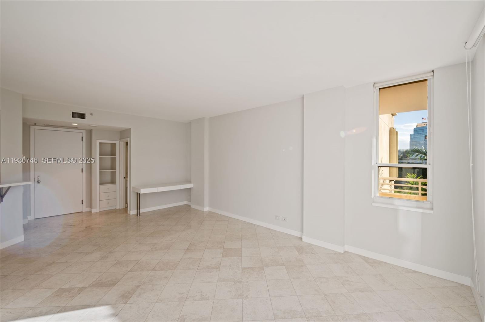 888 Brickell Key Dr #601, Miami FL 33131