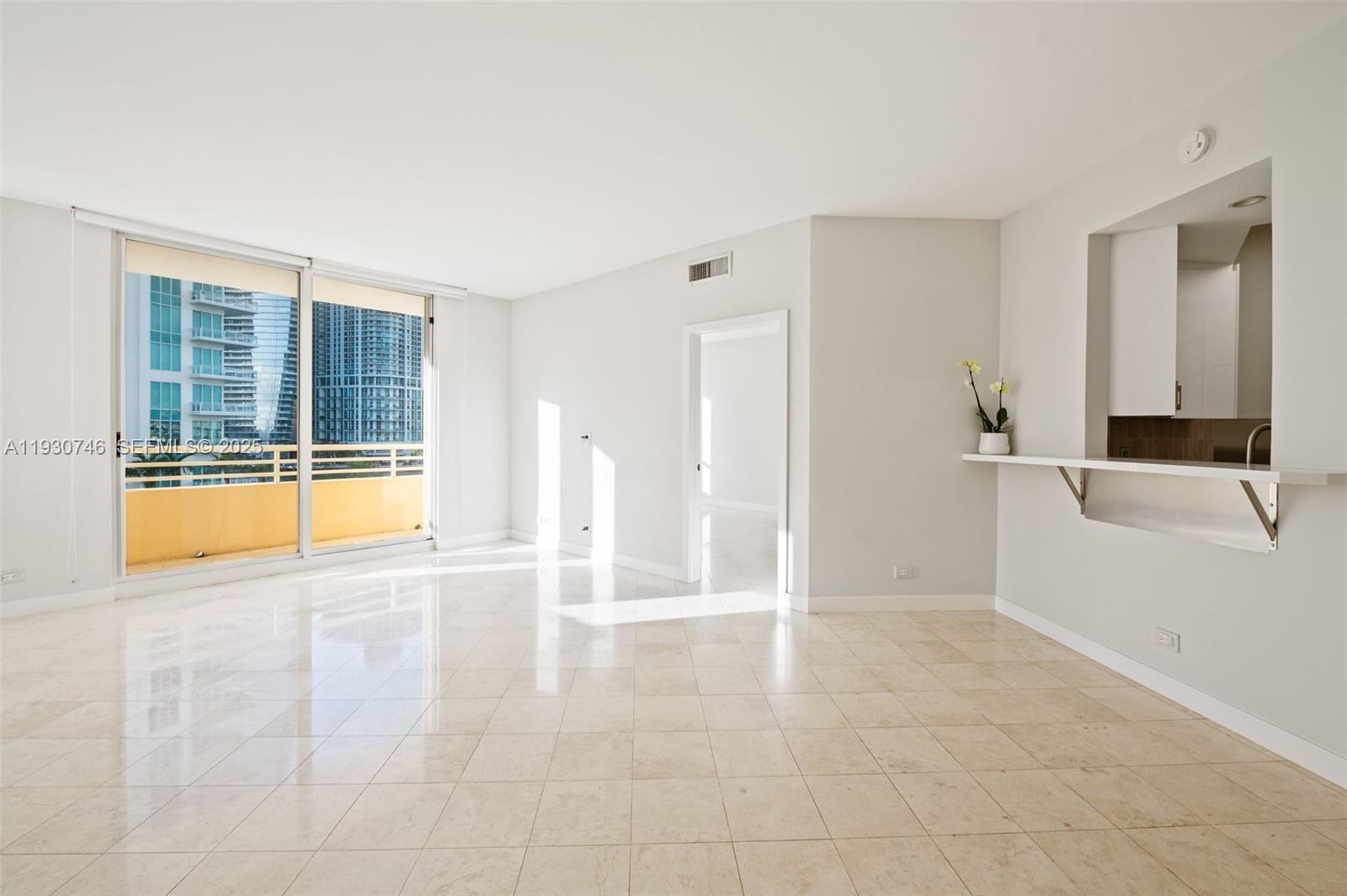 888 Brickell Key Dr #601, Miami FL 33131